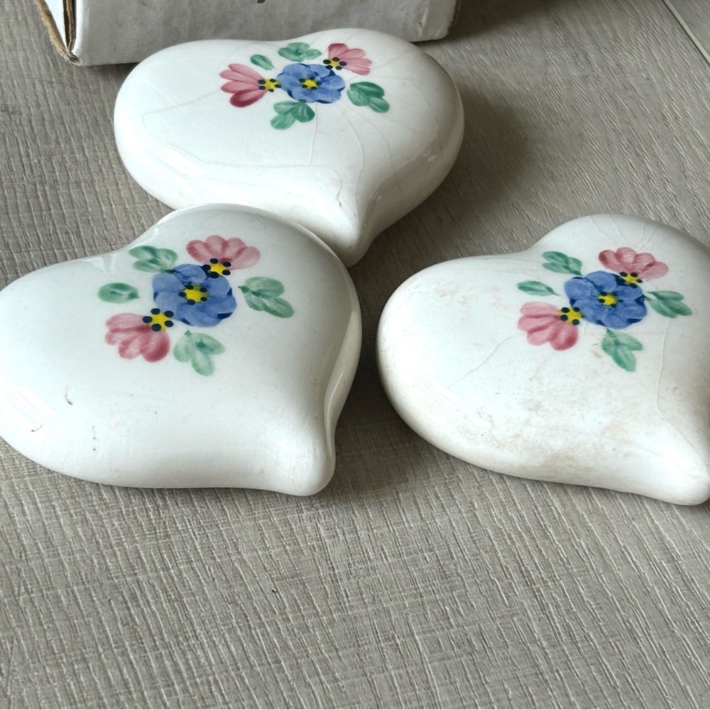 3 ceramic hearts wall cottage country rustic decor